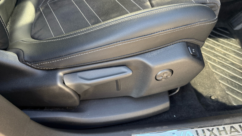 Vauxhall Grandland 1.2 Turbo Ultimate 5dr Petrol Hatchback